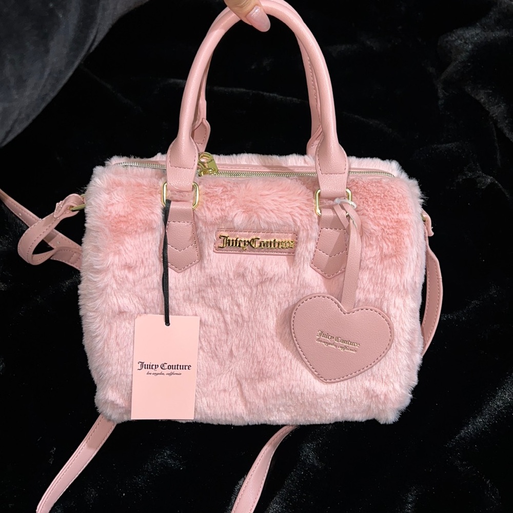 💗✨JUICY COUTURE FAUX FUR TAFFY SATCHEL/ BABY PINK ✨💗